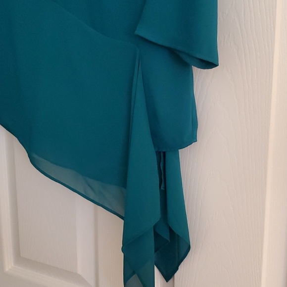 Chico's Teal Asymmetrical Top NWOT! - Picture 5 of 10